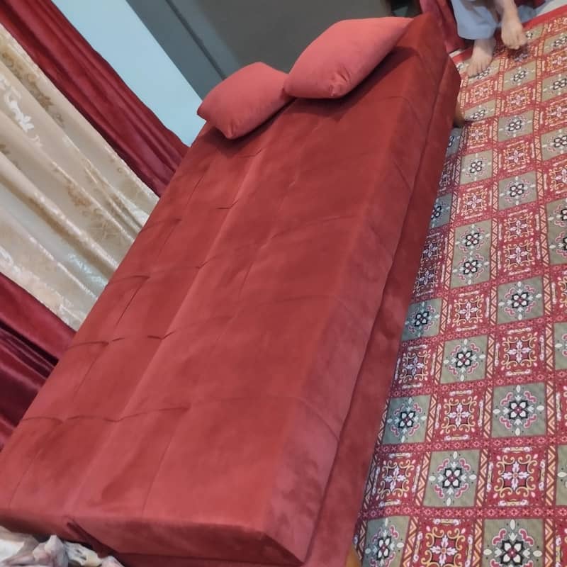 Sofa combed 2, or washing machine 2