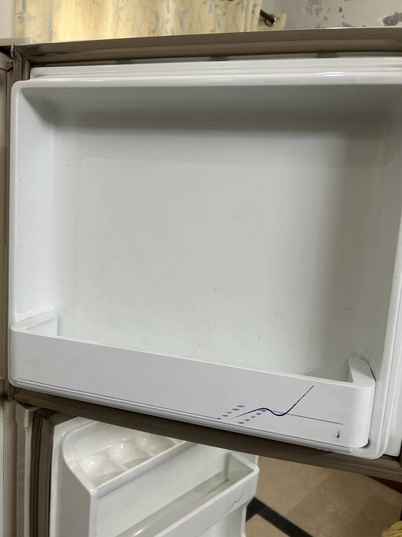 Dawlance Fridge 4