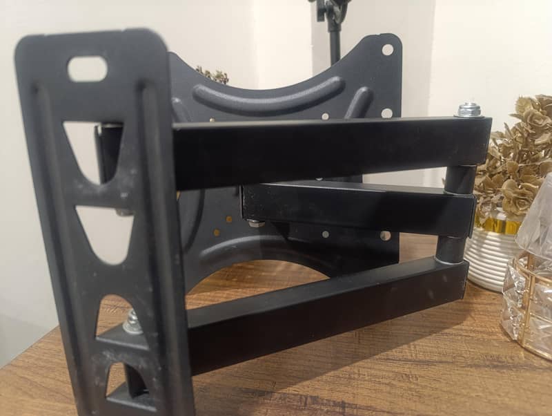 LED TV Wall Mount Bracket 4