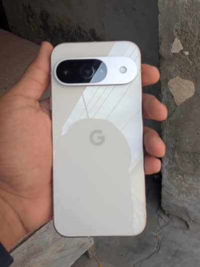 Google pixel 9 10 /10 . . . . 8/128 All ok
