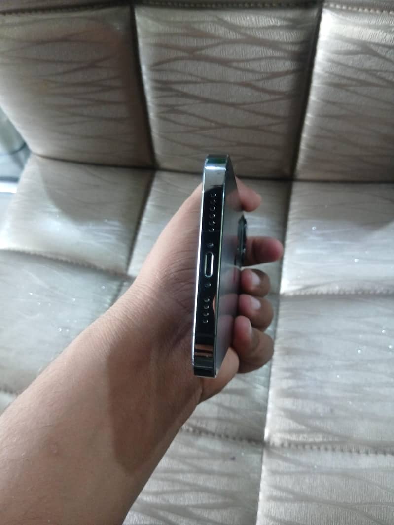 iPhone 9