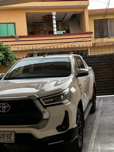 Toyota Revo 2021
