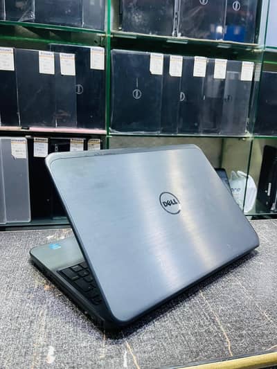 Dell latitude 3540 core i5 4th gen / 8gb 128gb ssd / 2gb graphic card