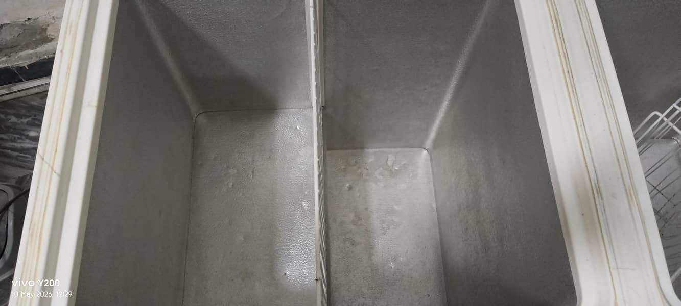 Waves 2 Door Deep Freezer 1