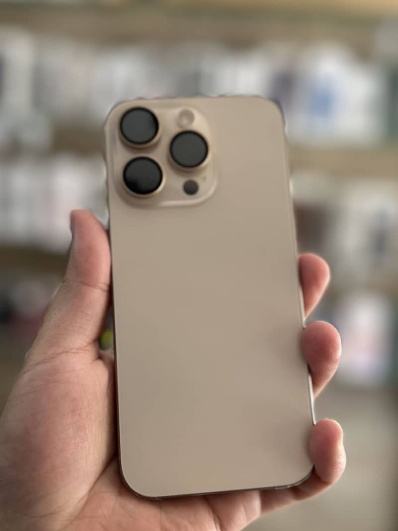 iPhone 16 pro 0