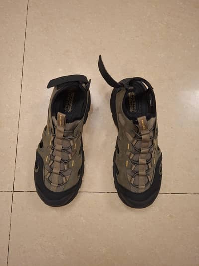 Brand new sketchers shoe