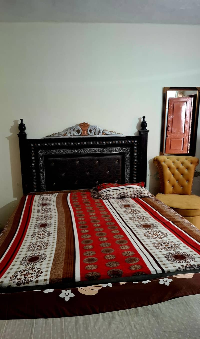 Full Size Bed 2