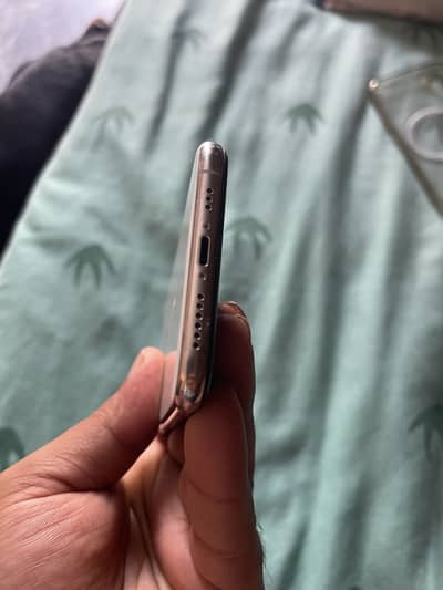 i phone xs  non PTA