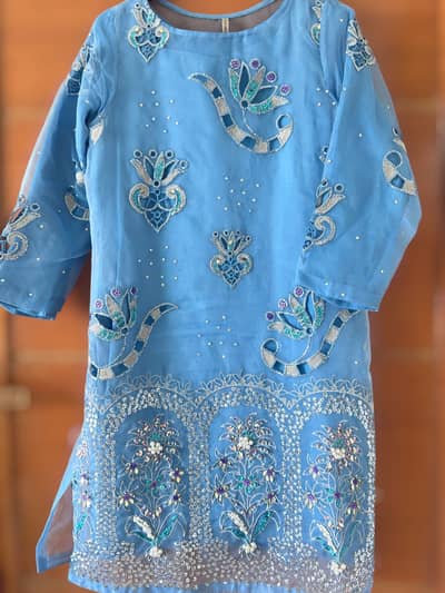Nureh brand clothes