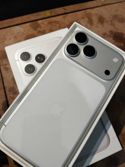 iPhone 17 Pro Max
