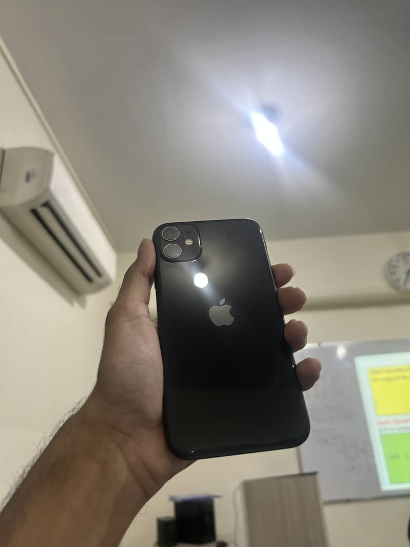 Apple iPhone 11 0