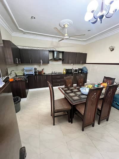 DEFENCE 500 YARDS UPPER PORTION FOR RENT