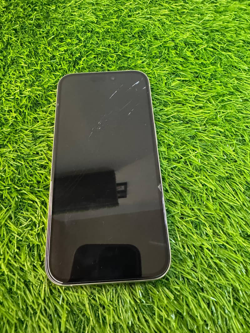 Iphone 15 pro 10/10 condition 4