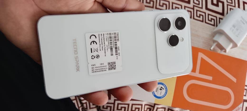 Tecno spark 40 2
