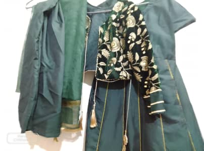 3ps suit with velvet jacket