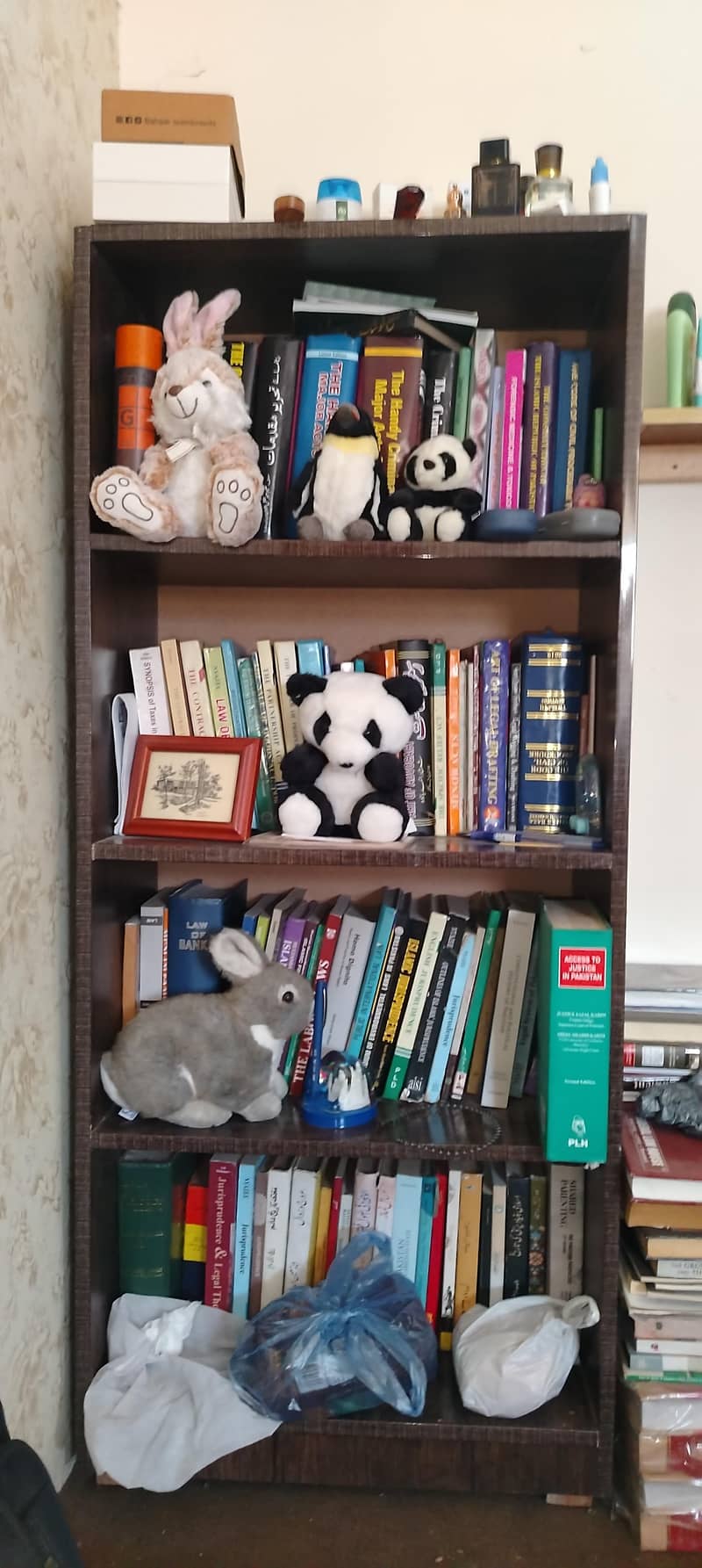 Book Shelf 0