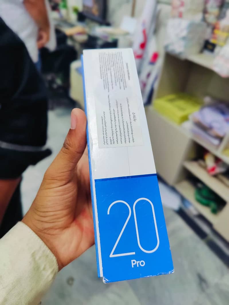 Tecno CAMON 20 Pro 5
