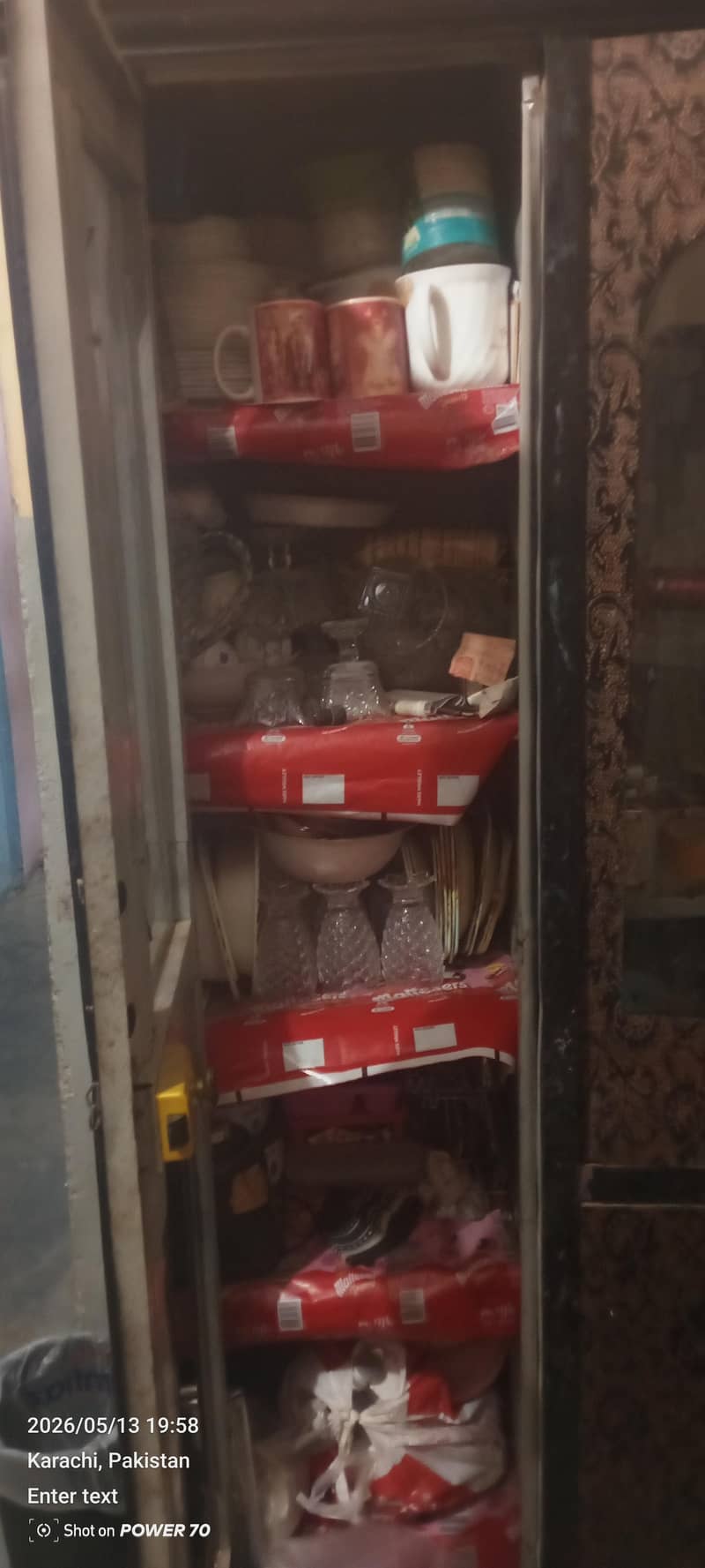 ائرن کا فرنیچر ڈبل بیڈ الماری ٹو ڈور ڈیوائڈر تھری ڈور 6