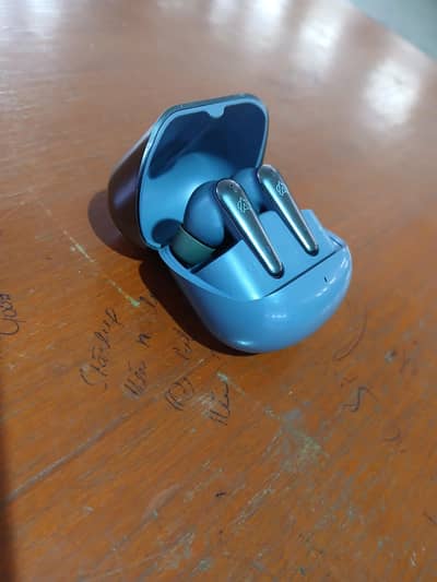 Earbuds