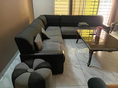 L shape sofa with 4 seats