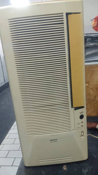 National window Ac 0.75 Ton