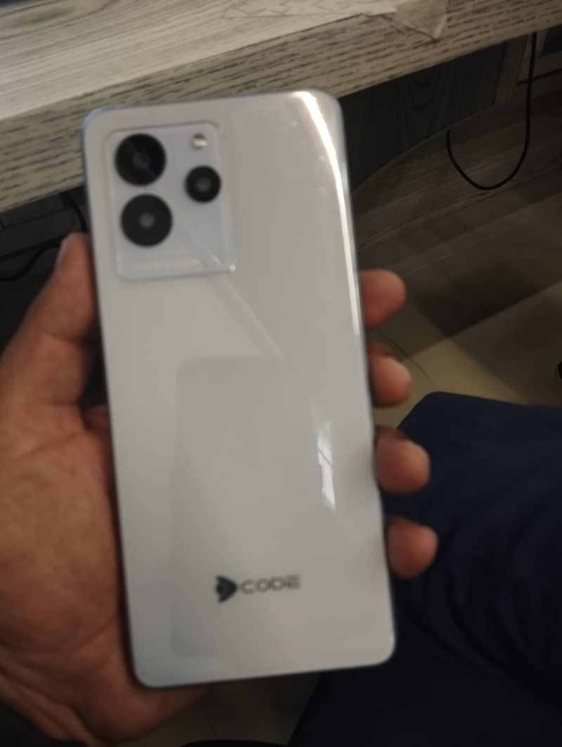 Dcode Bold 3 3