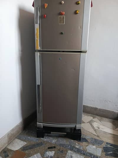 Dawlance refrigerator