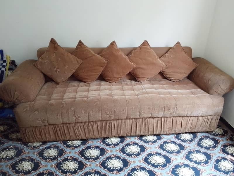 3x SOFAS SETS WITH 2x TABLES 6