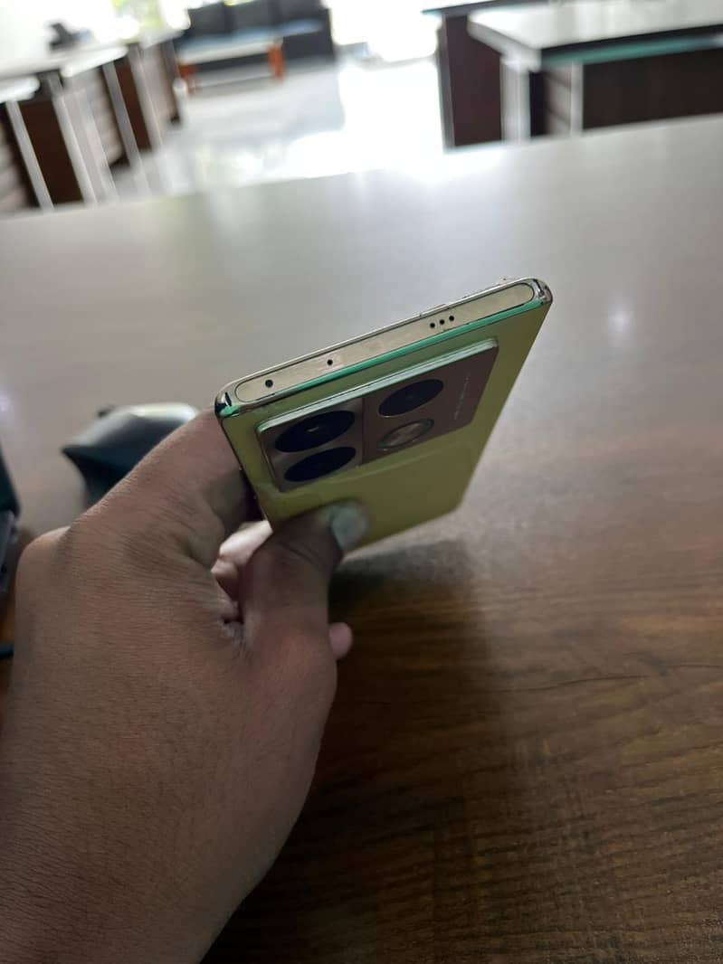 infinix note 40 pro 3