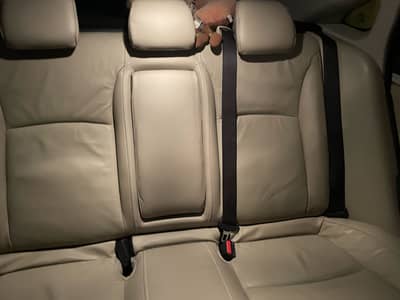 Honda civic oriel ug