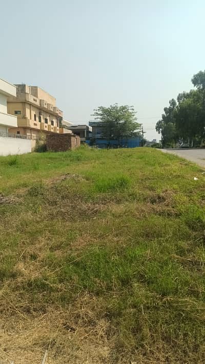 1 Kanal 20 Marla (50*90) Heighted Location Residential Plot for Sale in O9 Police Foundation