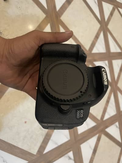 Canon 700D
