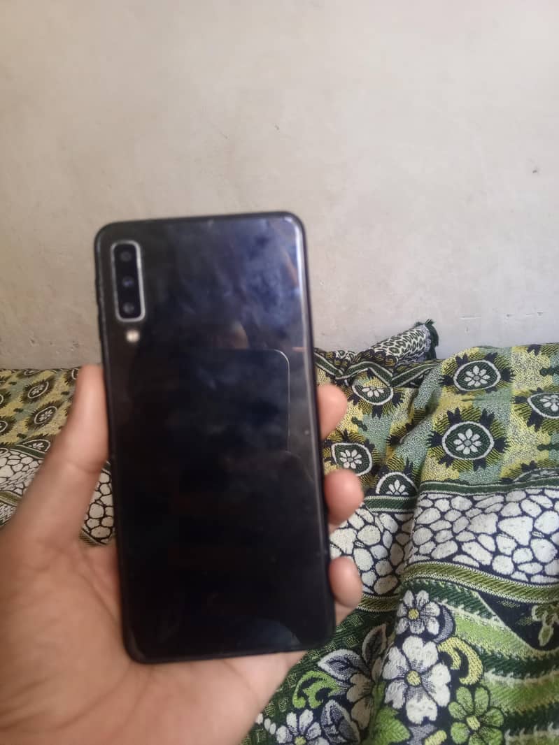 Galaxy A7. 1