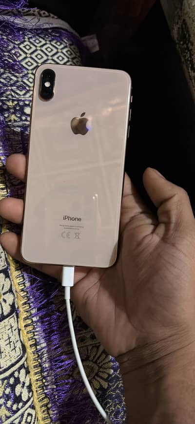 iPhone xs max 64gb PTA