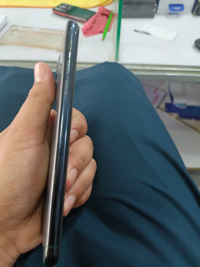 Iphone 11 pro max 1