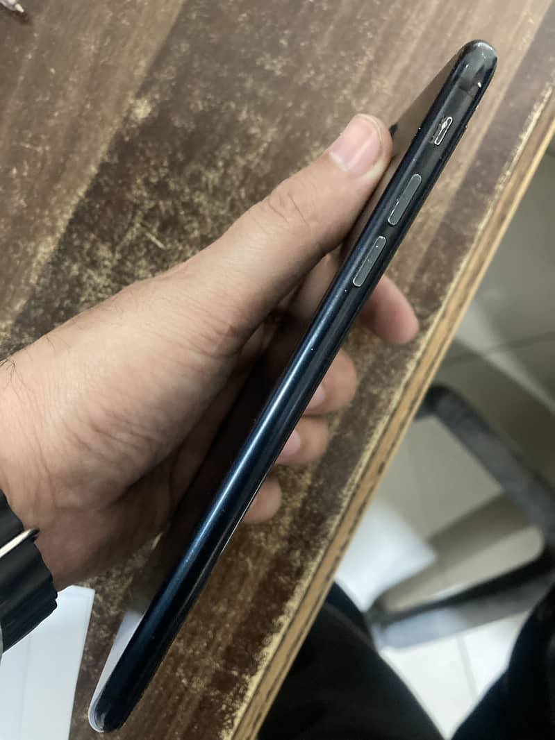 Apple iphone 7plus 1