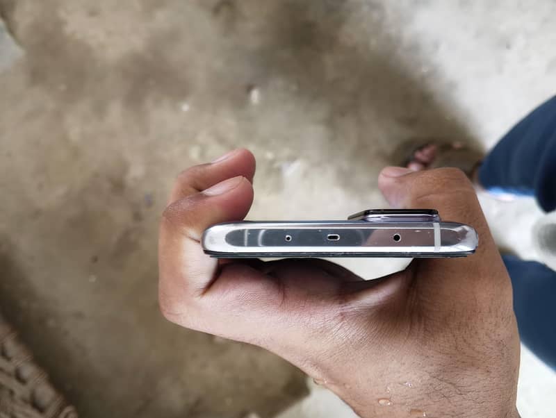 Mobile 3
