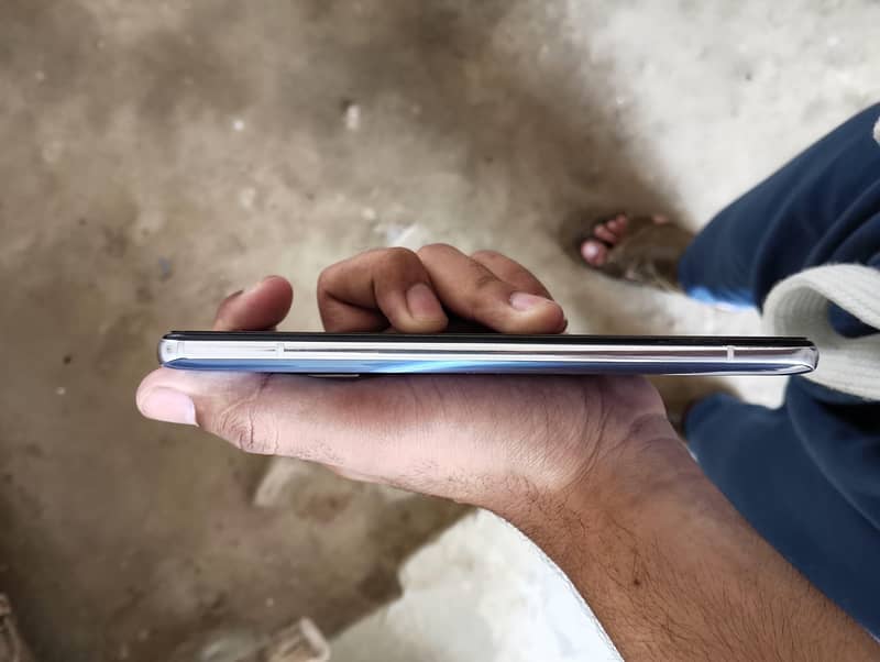 Mobile 4