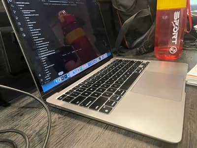 Macbook air M1 8GB 256GB
