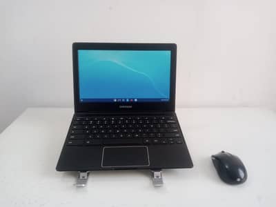 Samsung Chromebook XE503C12 – 4GB RAM – Lightweight & Fast – Best for