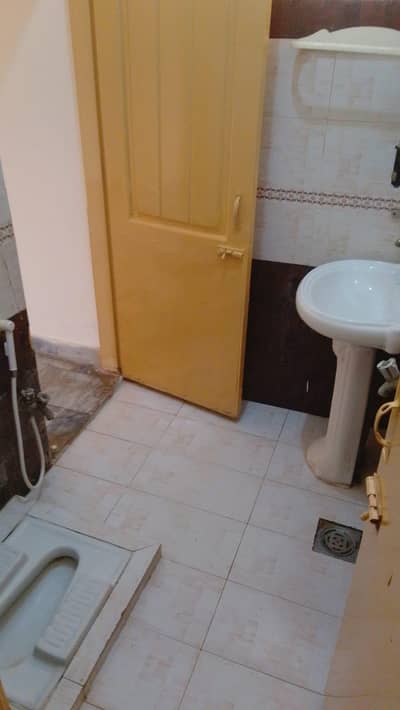 5 Marla House Available for Rent