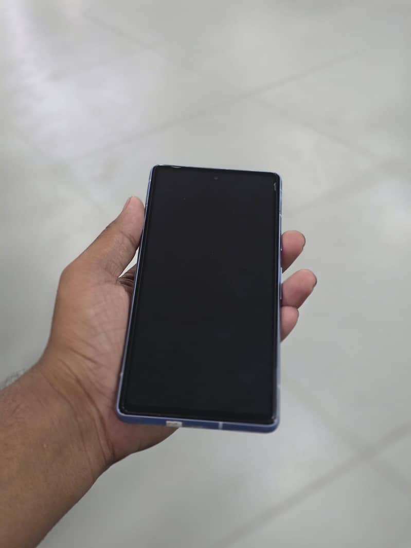 Google Pixel 7a 4