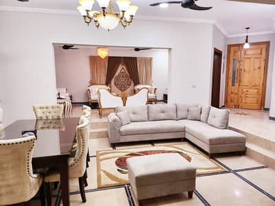 10 MARLA USED HOUSE FOR SALE DOUBLE UNIT