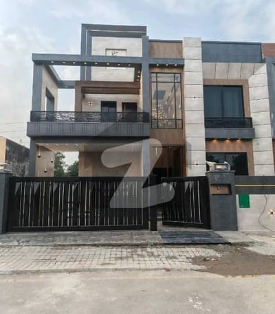 10 Marla House For Sale In Bahria Town Lahore Talha Block