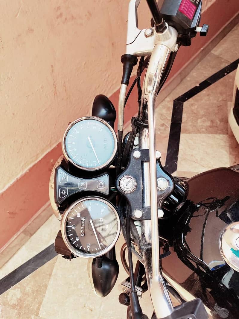 | Suzuki | GS 150 | Model 2023 | Condition 10/10 | 3