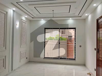10 Marla Upper Portion For Rent In Quaid Block Bahria Town Lahore