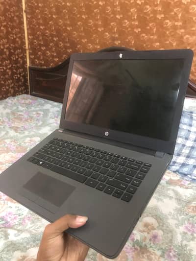 Hp Intel Celeron(R) N4000 | 4GB 2400MHz DDR4 Ram | 128Gb SSD.