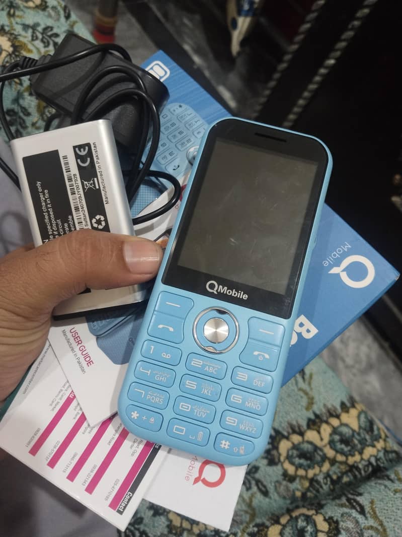 Qmobile 0