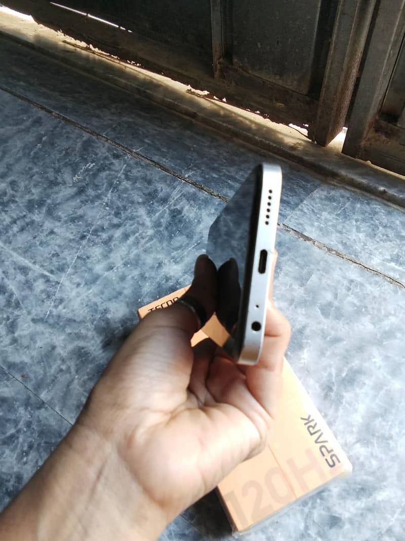 Tecno go1 5