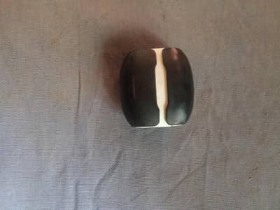 wireless Earbuds -Bluetooth Earbuds with charging case(Good Condition)